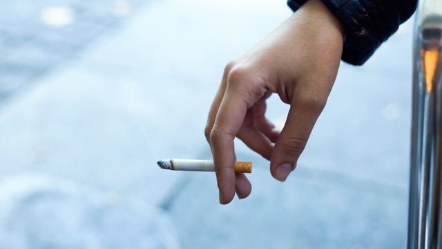 Курение может ускорить процесс старения — новости медицины