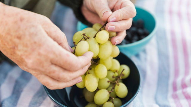 Потребление винограда полезно для здоровья глаз — ученые — новости медицины