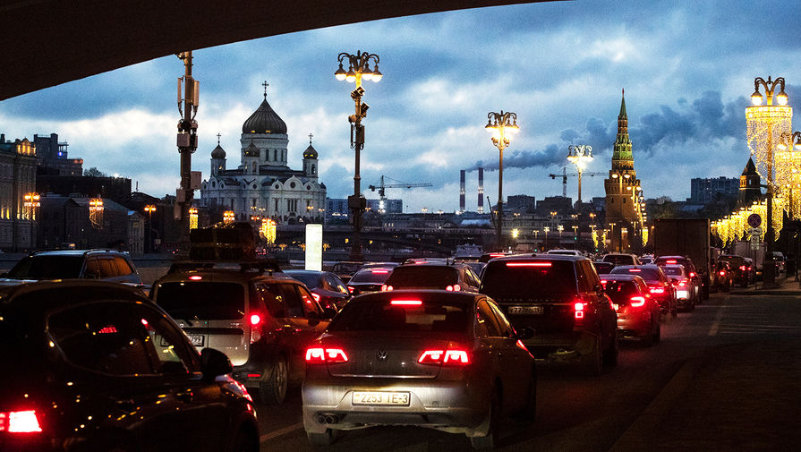 Пробки в Москве достигли девяти баллов вечером 26 октября